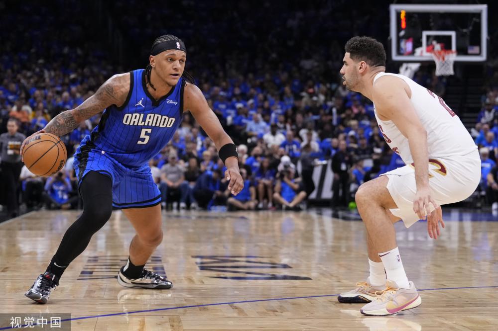 吸引着无数 吸引着无数