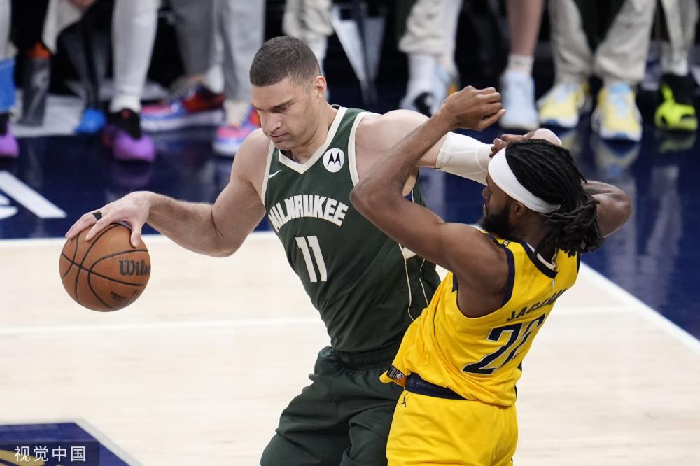 他们在防守 他们在防守